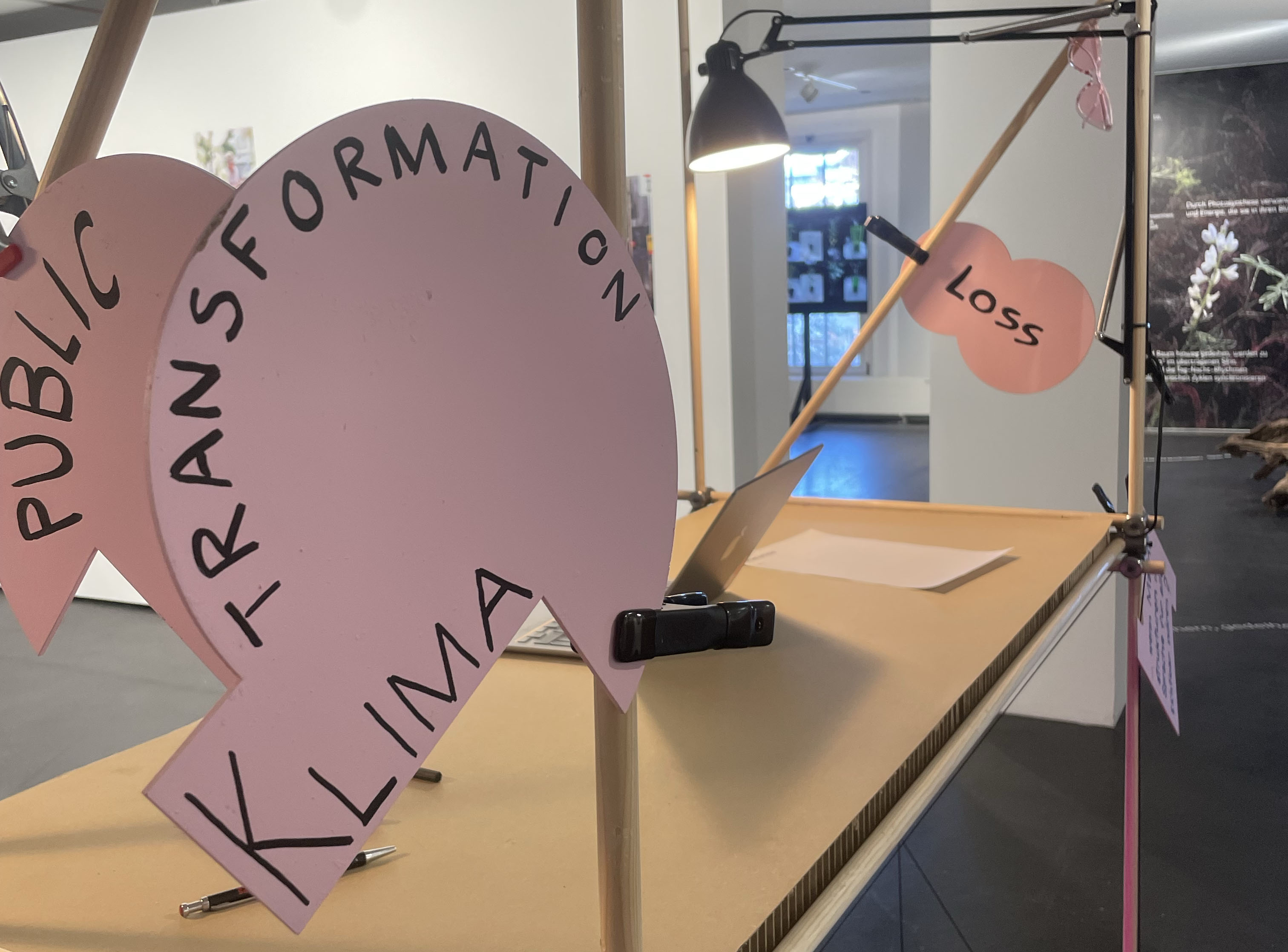 Edition 06 What if — a interactive museum installation on future narratives